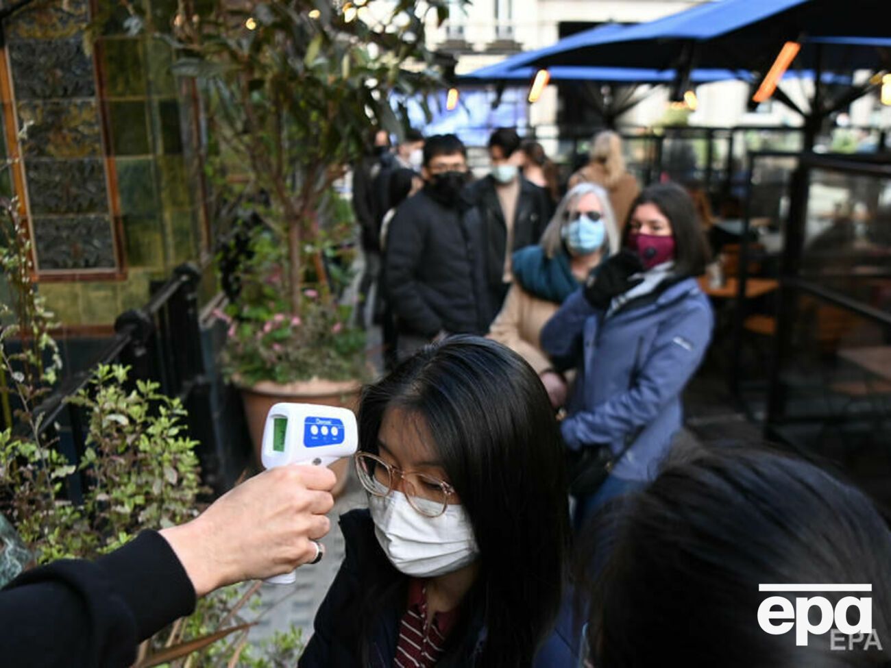 У Великобританії кожен шостий дорослий вже отримав обидві дози щеплення проти коронавірусу