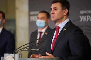 По данным СМИ, организованный Тищенко праздник проходил в ресторане киевского отеля Fairmont