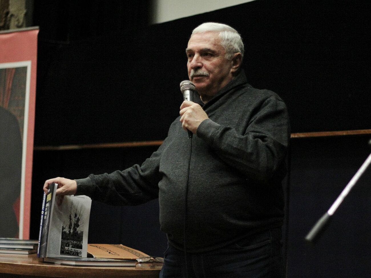 Кар'єра Каштру в "Шахтарі" підпливла до фінішу. Запитання – чи вдасться його наступнику реанімувати створену ще Луческу систему гри?