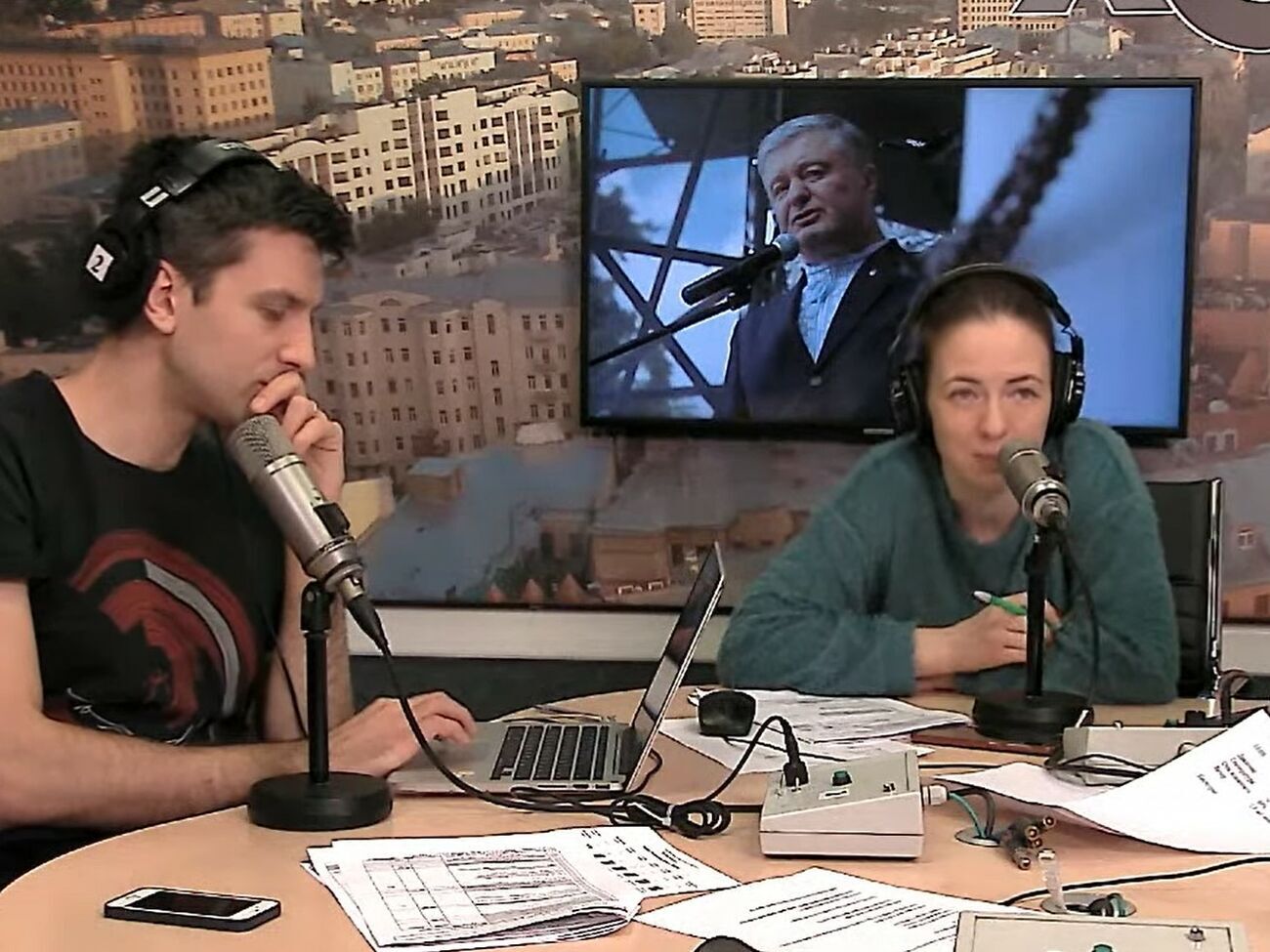 Ведучі ефіру попри скарги кримчан запевняли, що на півострові "все добре"