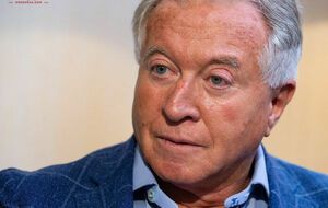 Гинзбург: Я не являюсь горячим поклонником принцессы Дианы. Я купил колье только с одной целью