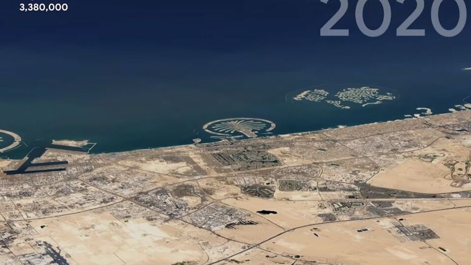 На спутниковых снимках показали, как расширялись города