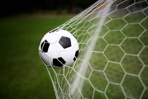 12 футбольных европейских топ-клубов объявили о создании нового турнира, УЕФА грозит отлучить футболистов от других чемпионатов