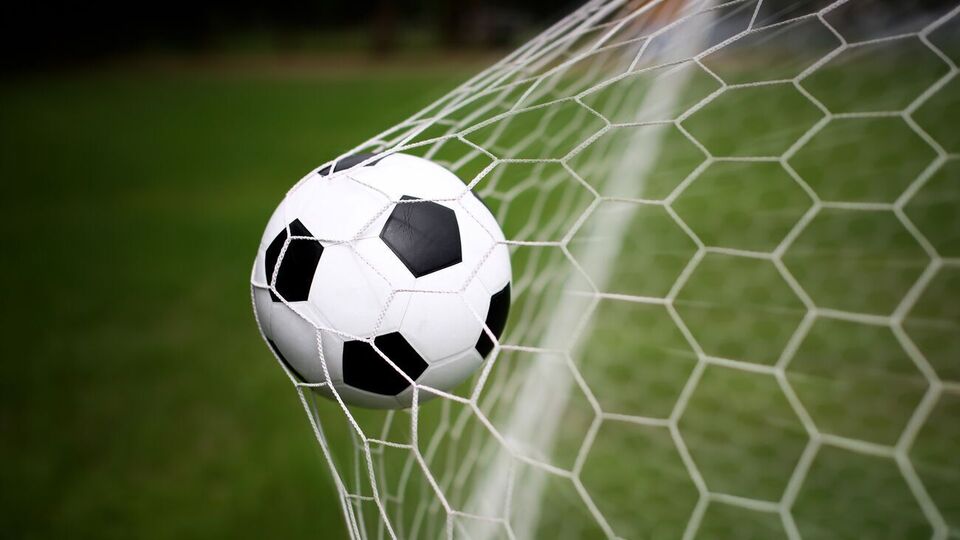 12 футбольных европейских топ-клубов объявили о создании нового турнира, УЕФА грозит отлучить футболистов от других чемпионатов