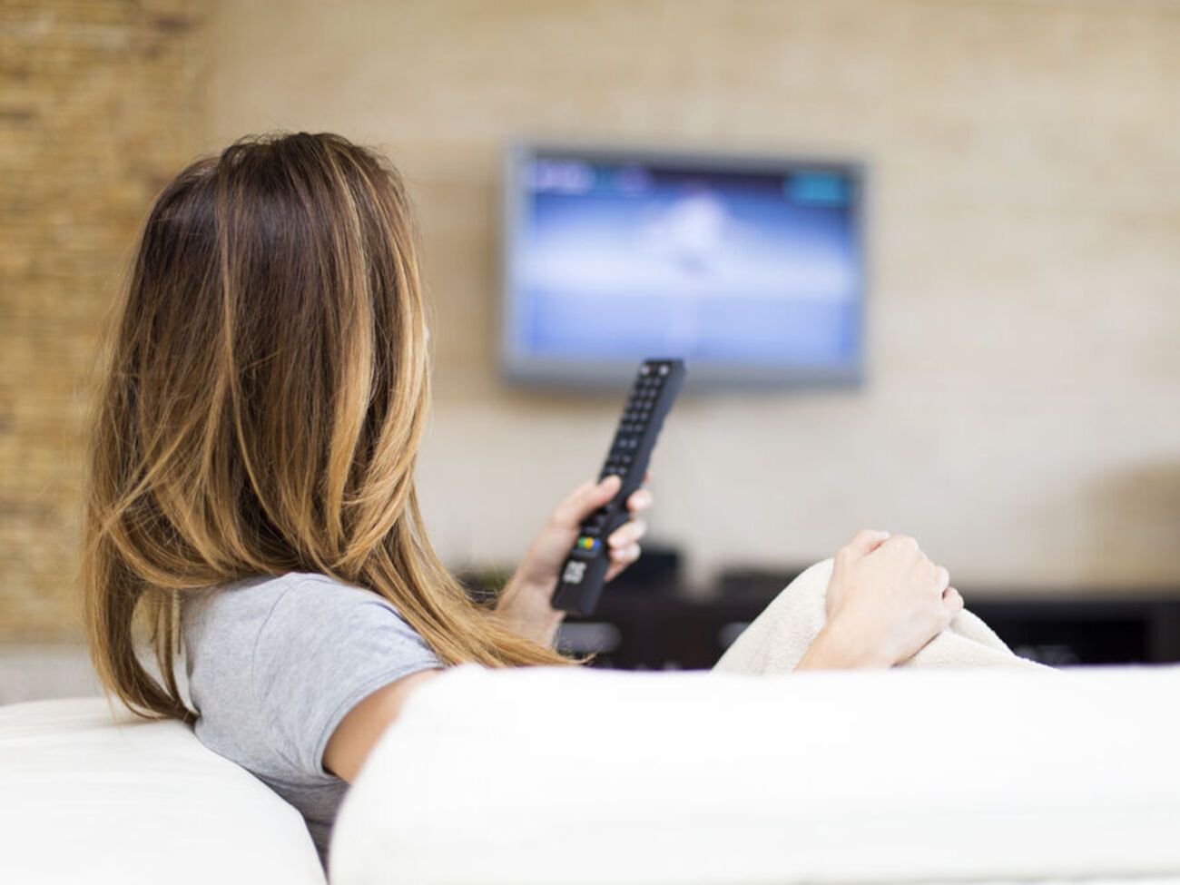 В поселках Александровка, Григоровка, Строгановка и Раздольное вещает 20 телеканалов РФ