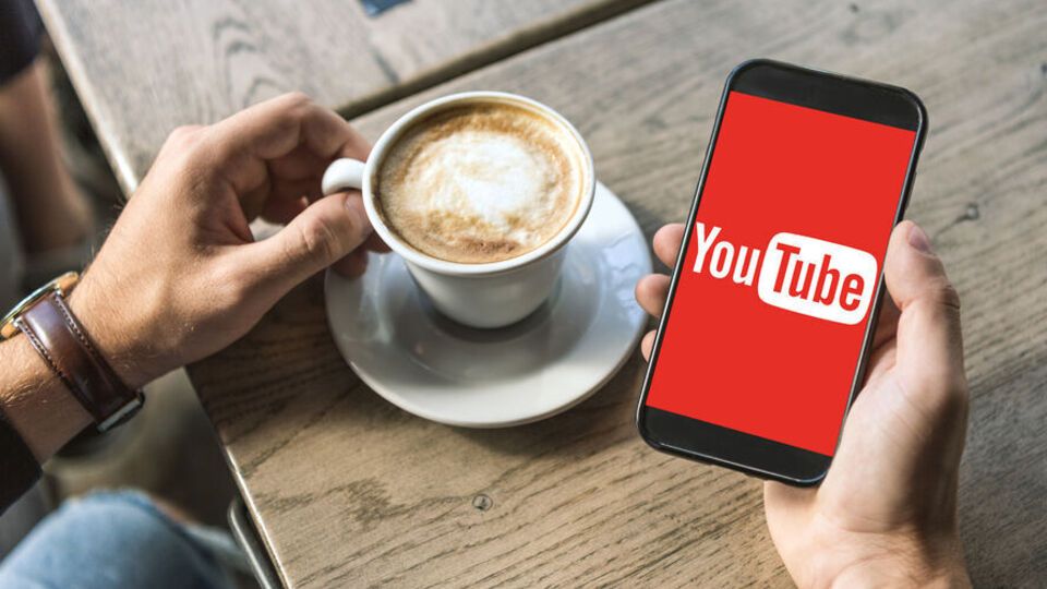 YouTube появился в 2005 году