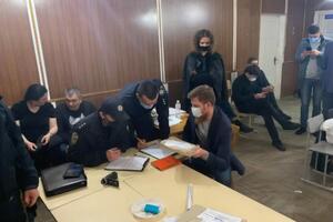 Полиция взяла под охрану объекты в избирательном округе №87