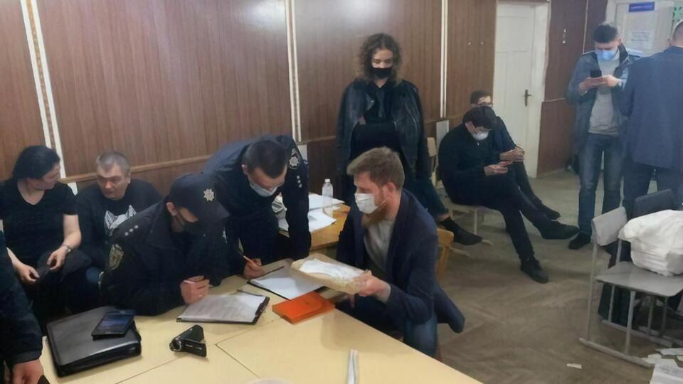 Перерахунок результатів голосування на дільницях Івано-Франківської області ще триває
