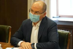 Підписанти постанови про скликання позачергової сесії вважають, що Степанов провалив кампанію з вакцинації в Україні