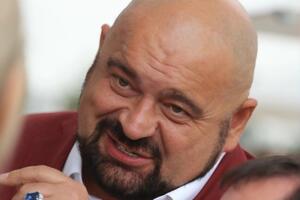 За інформацією ЗМІ, Злочевський зараз живе в Об'єднаних Арабських Еміратах