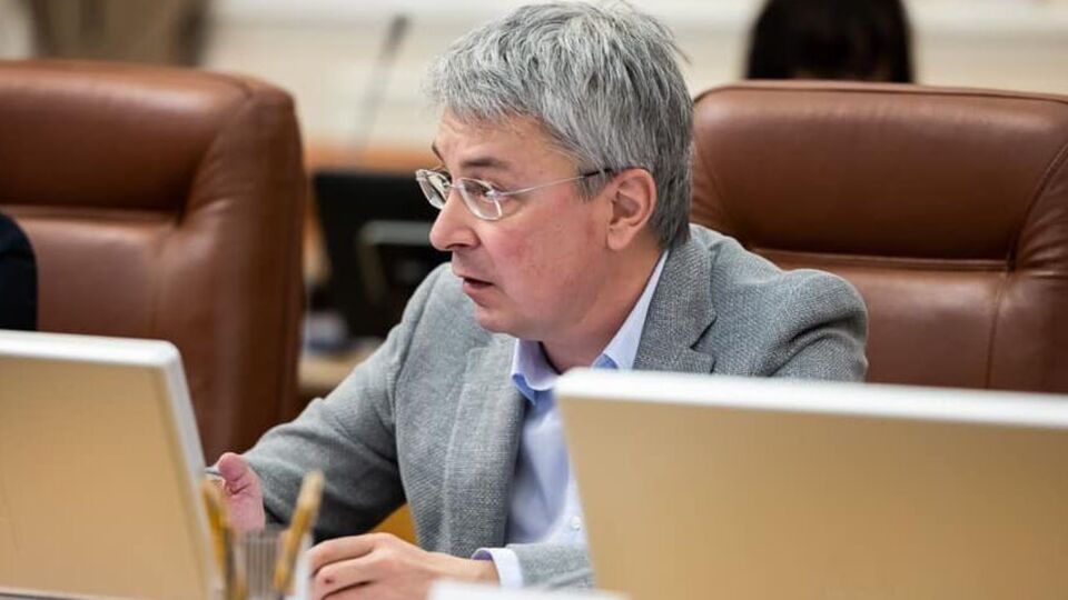 Ткаченко назвав винятковим рішення про санкції проти "телеканалів Медведчука"
