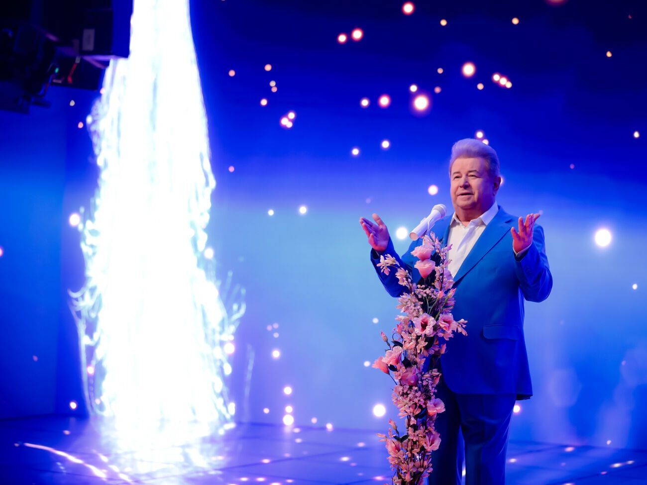 Михаил Поплавский:&nbsp;Любовь &ndash; главное в жизни. Это чувство окрыляет и придает сил