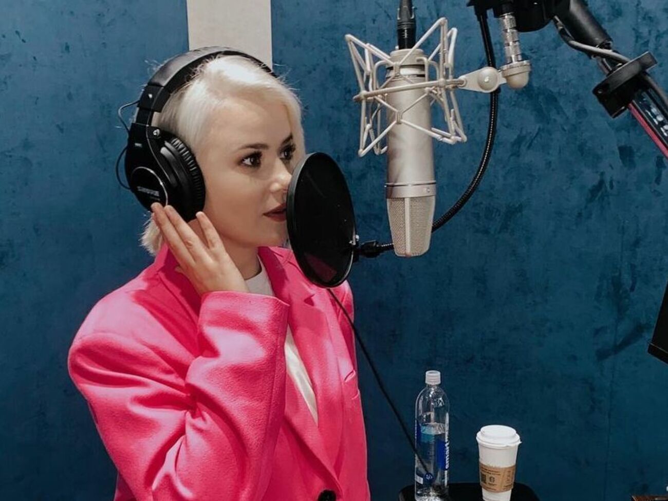 Міка Ньютон співпрацювала з Фальосою сім років