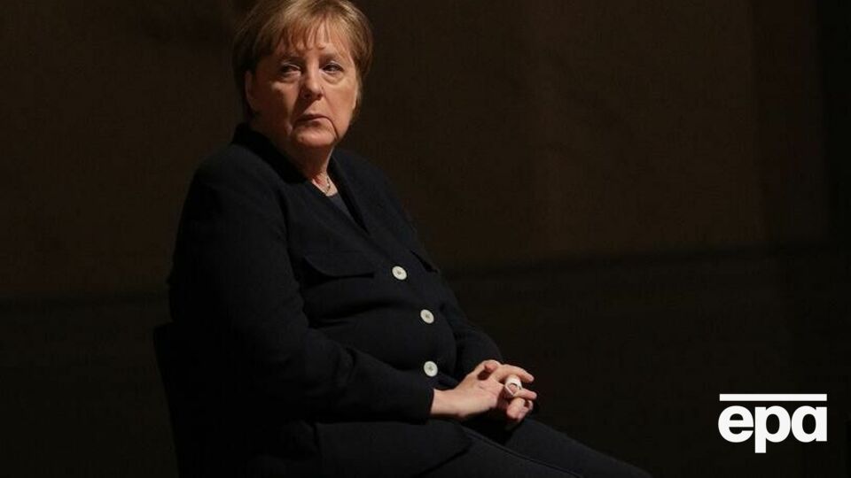 Меркель: Я тоже критикую Путина