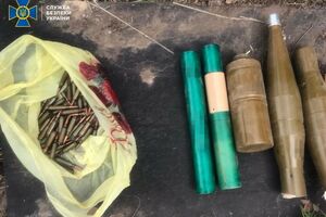 В тайнике обнаружили боеприпасы к гранатометам, гранаты и много патронов