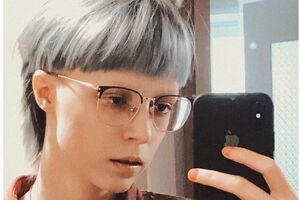 С марта 2021 года Анна Мария Ефремова называет себя Сергеем Ефремовым