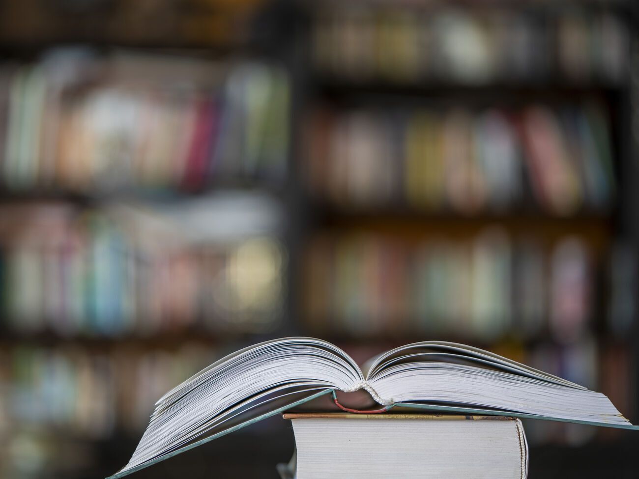 ОАСК вимагав забезпечити перегляд опису Майдану в підручниках для п'ятого та 11-го класів, апеляційний суд скасував це рішення