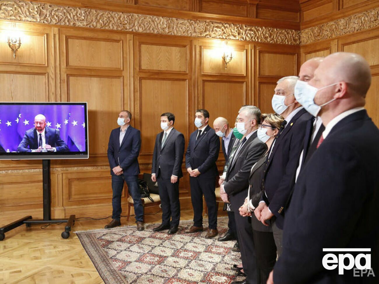 Подписание соглашения состоялось при участии Мишеля, который присоединился по видеосвязи