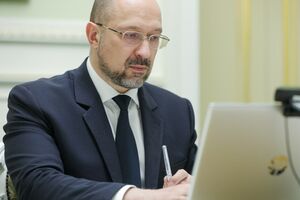 Шмыгаль призвал украинцев оставаться дома на майские праздники и Пасху