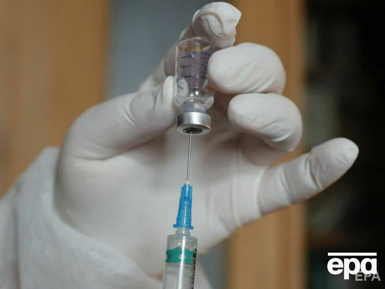 В Украине за прошедшие сутки вакцинировали более 15 тыс. человек