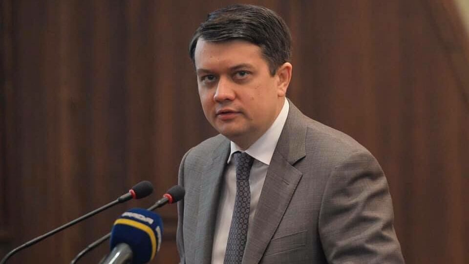 Разумков про висловлювання парламентаріїв: Треба думати, а потім вже говорити