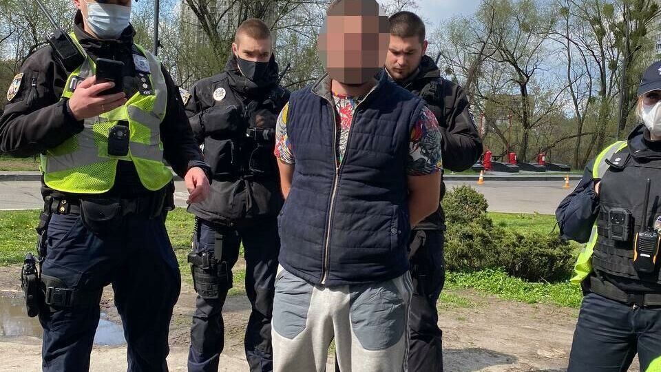 Полицейские задержали подозреваемого в течение часа