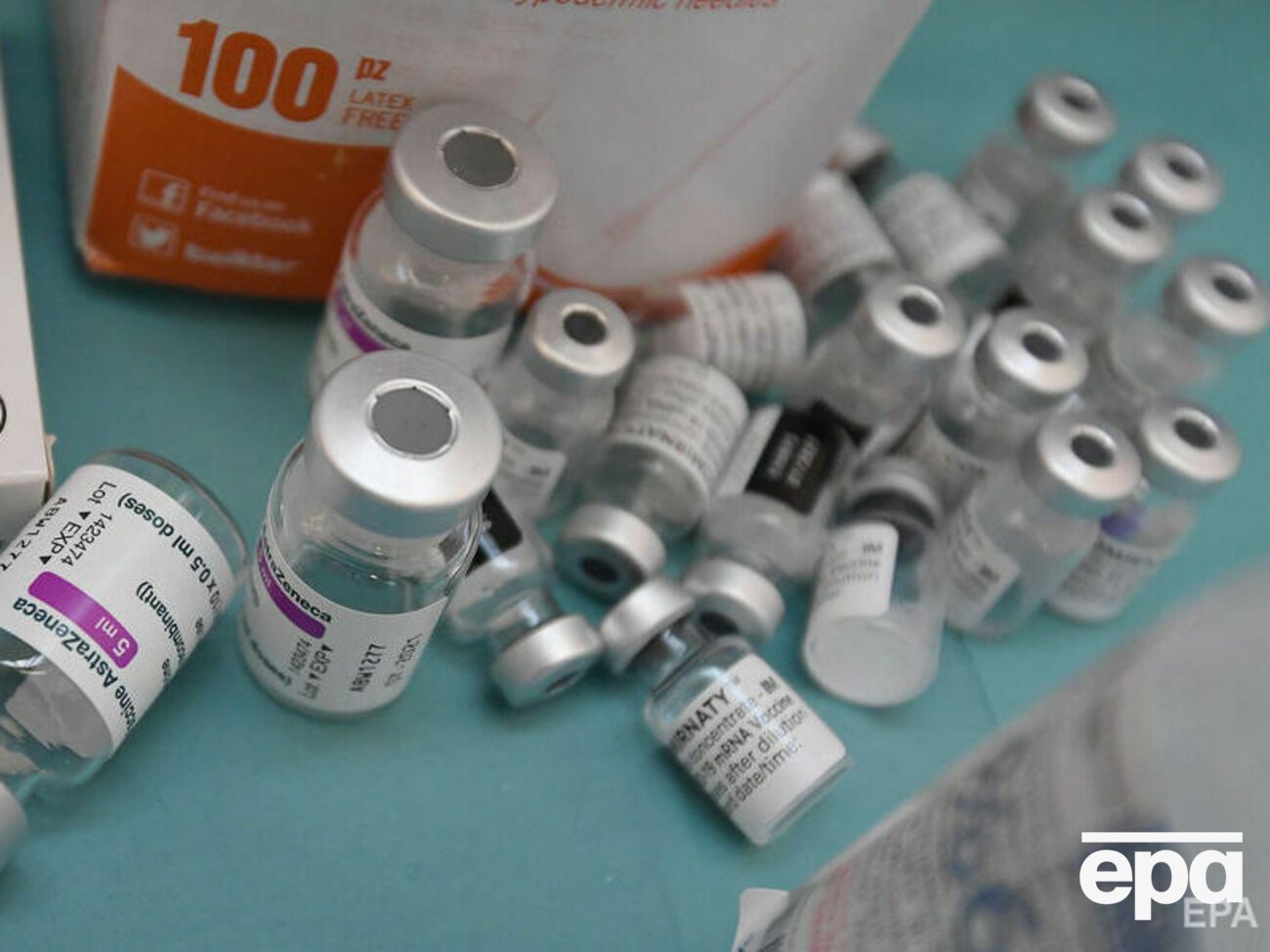 Іващенко зазначив, що йдеться про вакцину від AstraZeneca