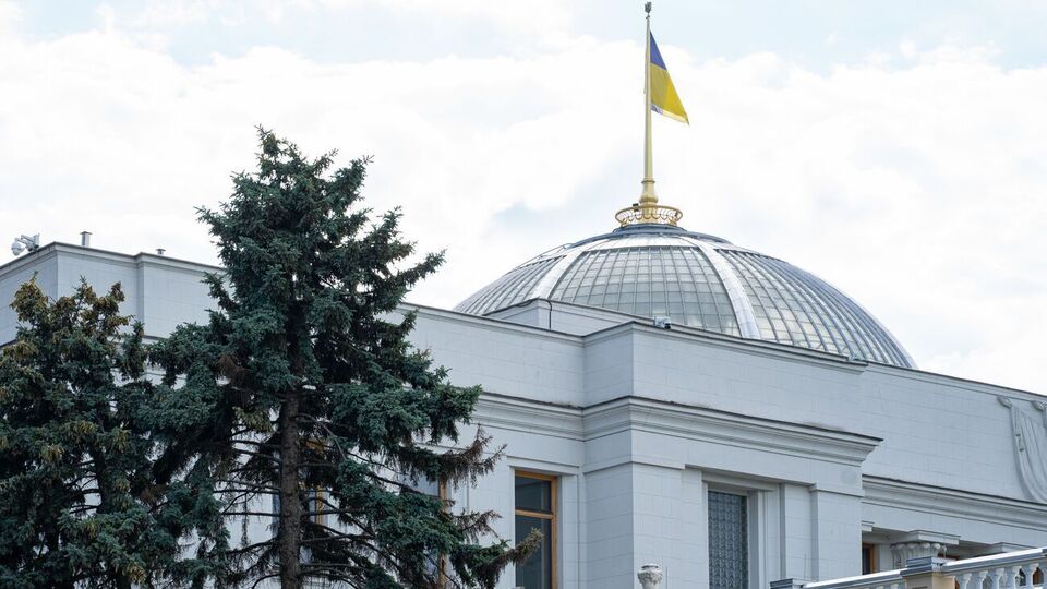 Згідно з результатами опитування, до Верховної Ради проходить п'ять партій