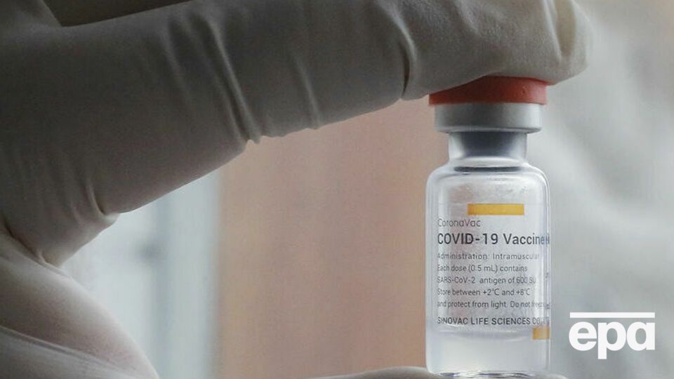 Згідно з національним планом вакцинопрофілактики коронавірусу, до кінця року Україна отримає приблизно 22 млн доз препарату проти COVID-19