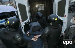 Общее число задержанных на акциях в России превысило тысячу, сообщили правозащитники