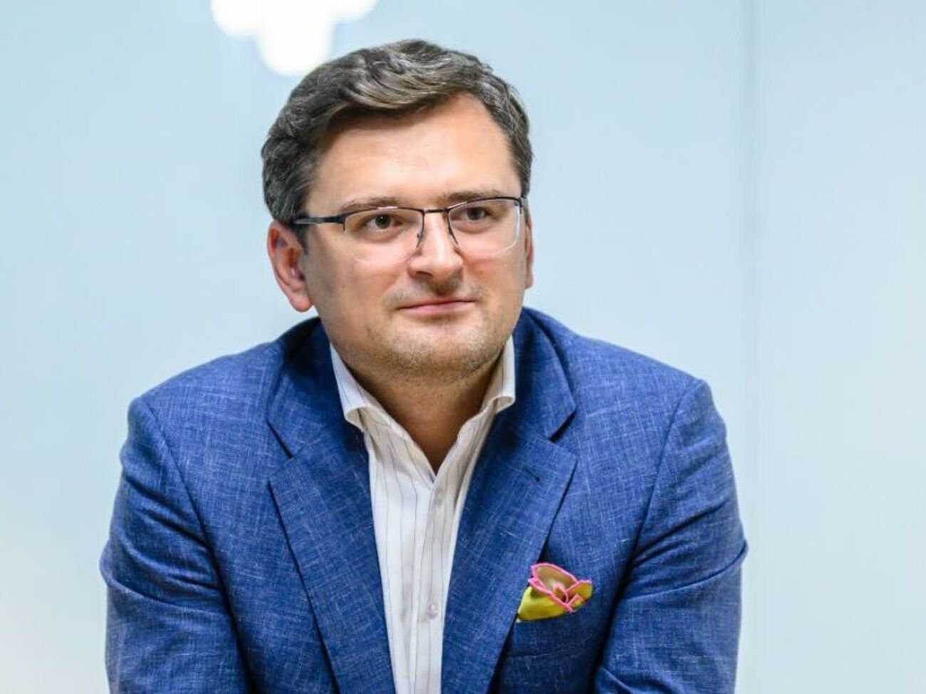 Кулеба просив розглянути заборону Росії на доступ до SWIFT