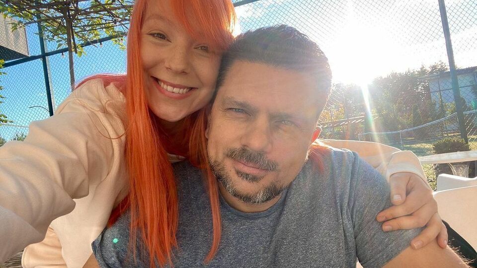 Tarabarova переписувалася з майбутнім чоловіком цілу ніч, а вперше побачилася лише за два тижні