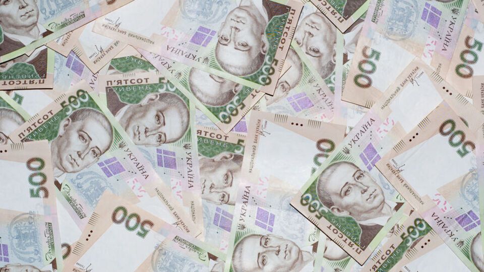 Щодо рубля гривня подешевшала на шість копійок