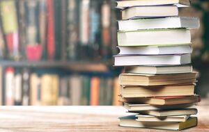 Всемирный день книги отмечается 23 апреля, начиная с 1996 года