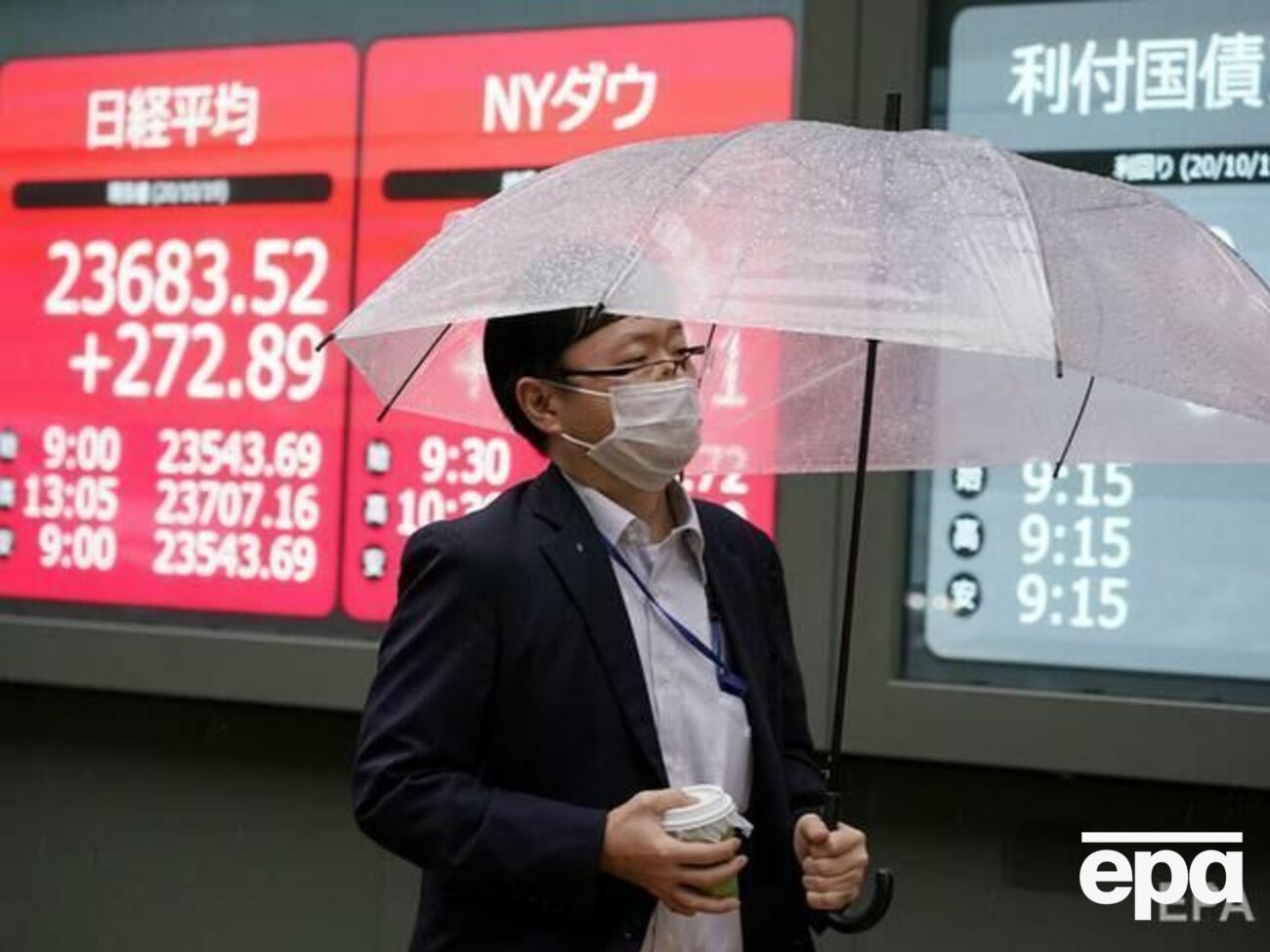 В Японии за время пандемии выявили 558,3 тыc. случаев COVID-19