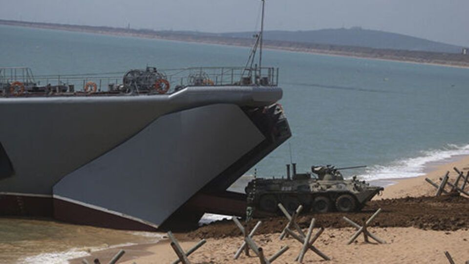 Розслідувачі вважають, що загроза введення російських військ в Україну залишається, незважаючи на повідомлення РФ про відведення