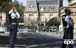 Убийство полицейской в пригороде Парижа расследует Национальная антитеррористическая прокуратура
