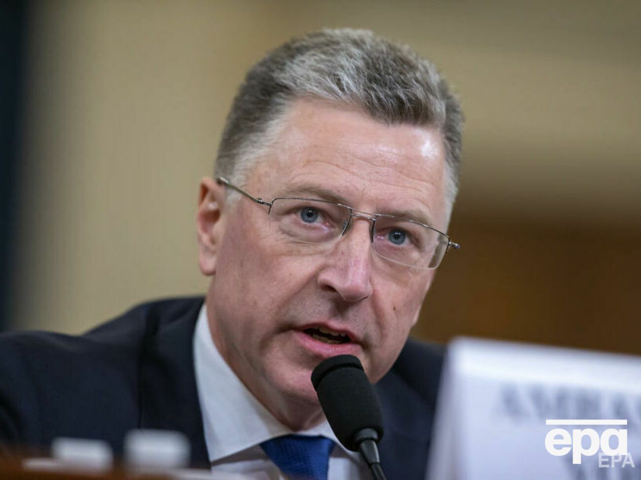 Волкер упевнений, що Москва повністю контролює сепаратистів на Донбасі