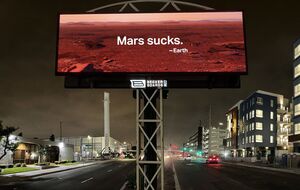 Билборд был размещен перед кампусом Space X накануне Дня Земли, который отмечается 22 апреля