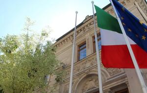 О высылке дипломата МИД РФ сообщил итальянскому послу в Москве