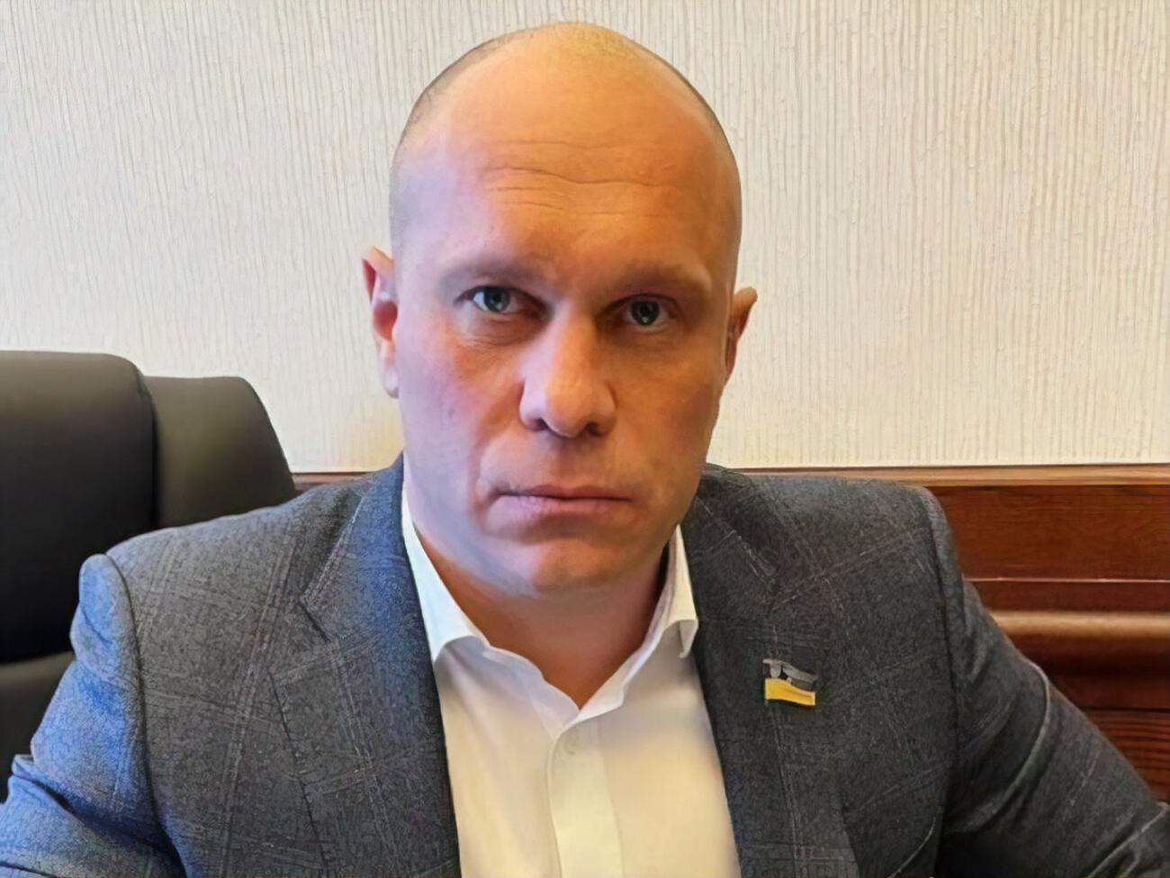 Защищенная диссертация не изменила стиль общения Кивы с представителями прессы