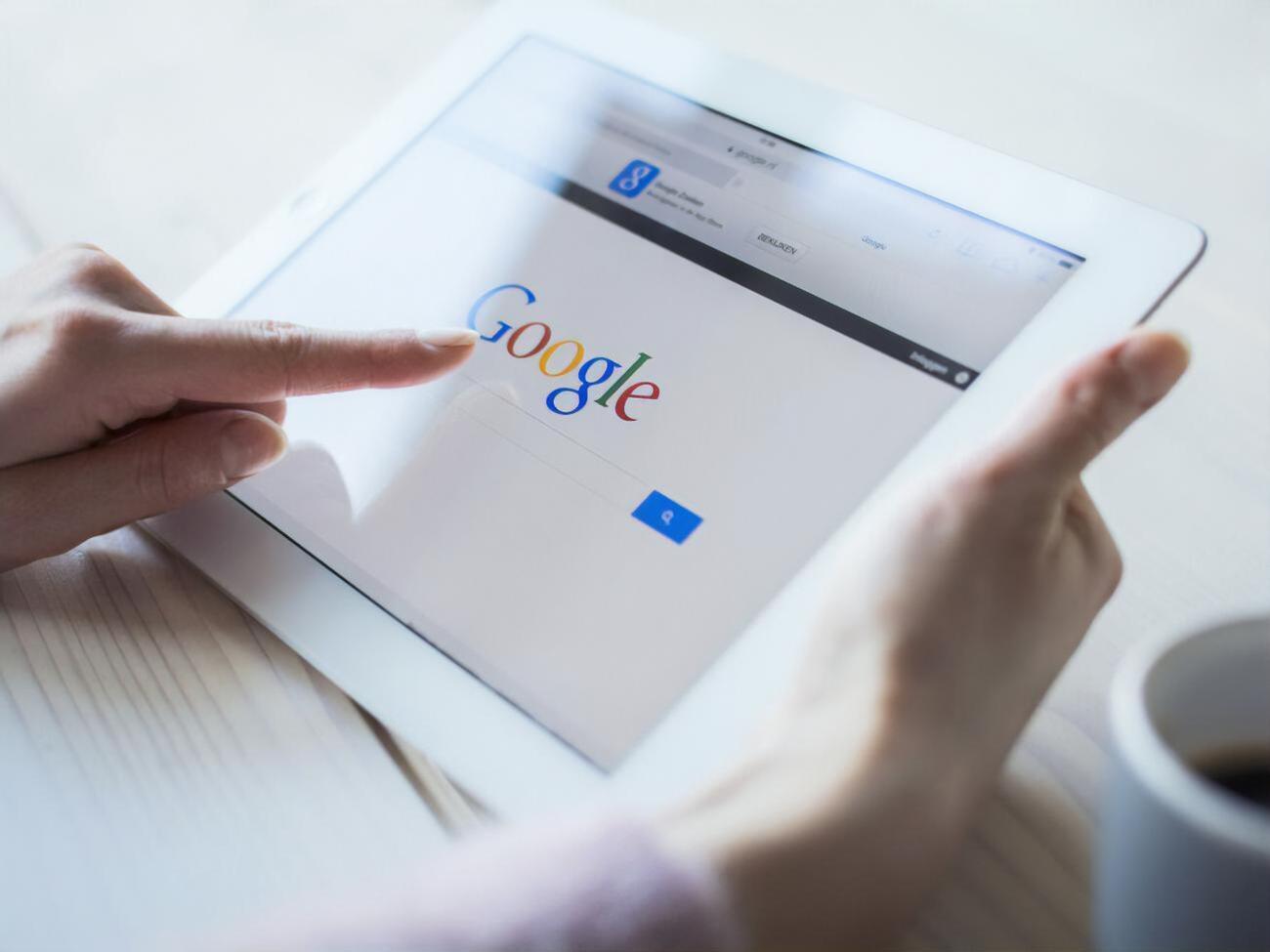 Google швидко повернув контроль над доменним ім'ям