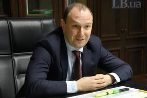 19 квітня Божок написав заяву про повернення на роботу у МЗС