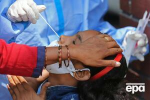 В Индии фиксируют рекорды по числу новых заражений коронавирусом