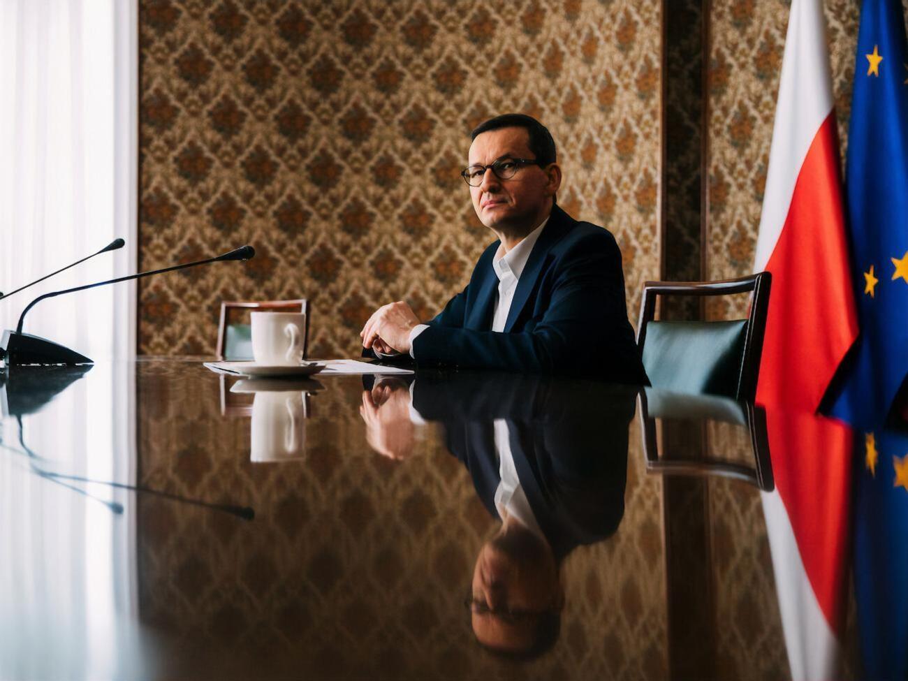 Срочное заседание премьер-министров стран "Вышеградской группы" созвал Моравецкий