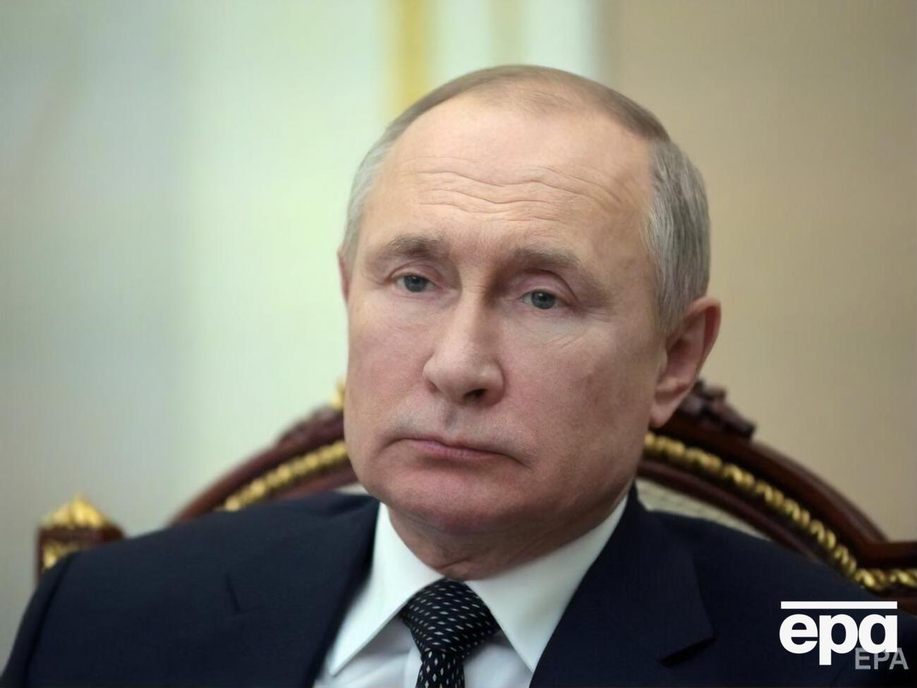 У Кремлі не хочуть виносити тему війни на Донбасі на перемовини Путіна (на фото) і Зеленського