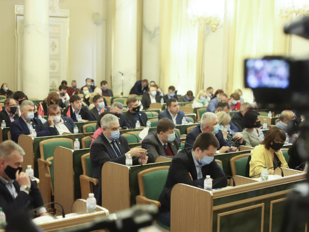 Львовский облсовет призывает провести расследование обстоятельств защиты диссертации Кивой