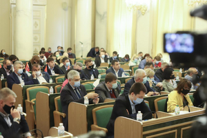 Львовский облсовет призывает провести расследование обстоятельств защиты диссертации Кивой