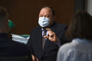 Стефанчук: Есть планы замены одного министра в правительстве. Больше сказать не могу