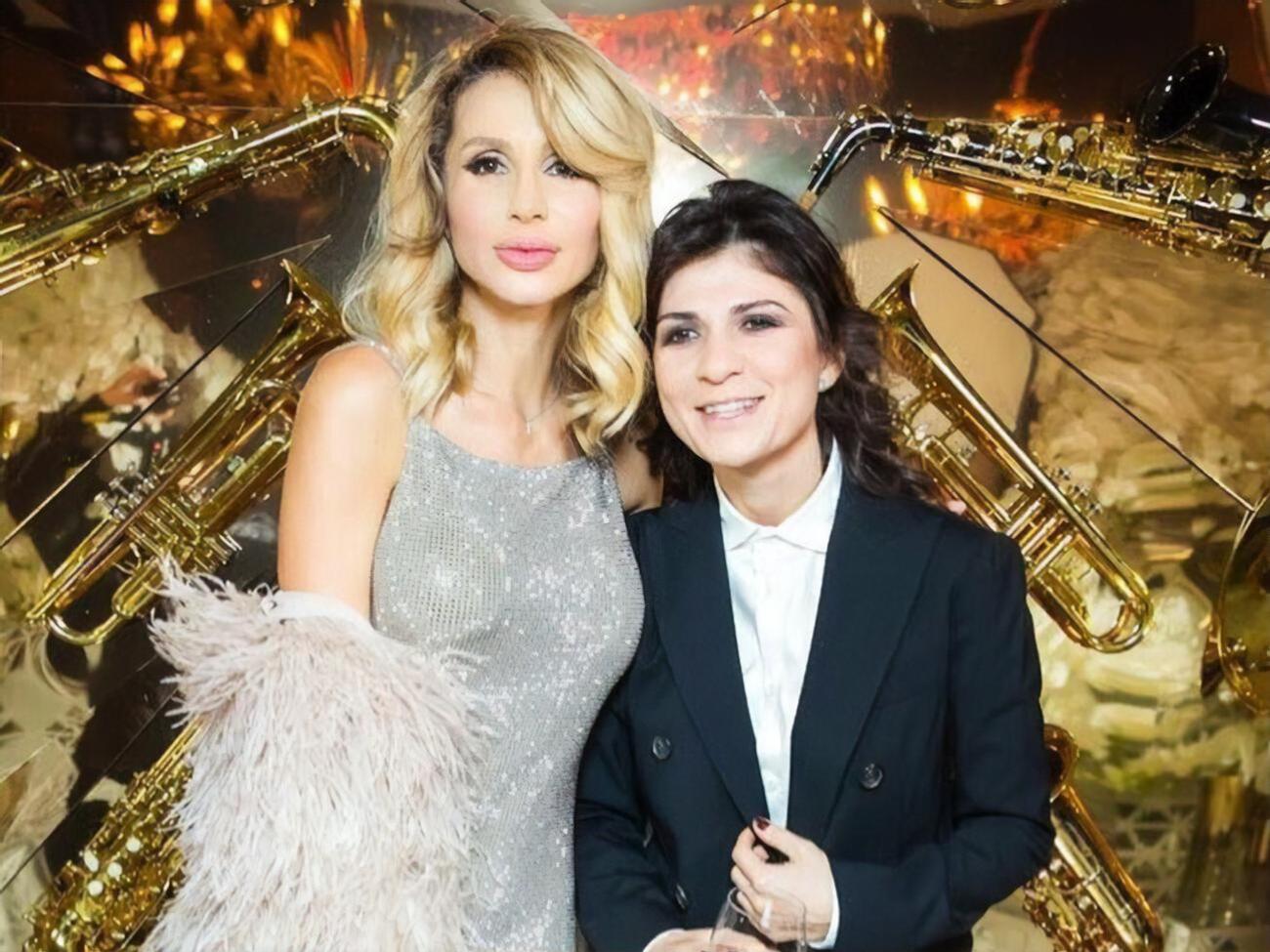 Крапивина продюсирует певицу Loboda с 2010 года